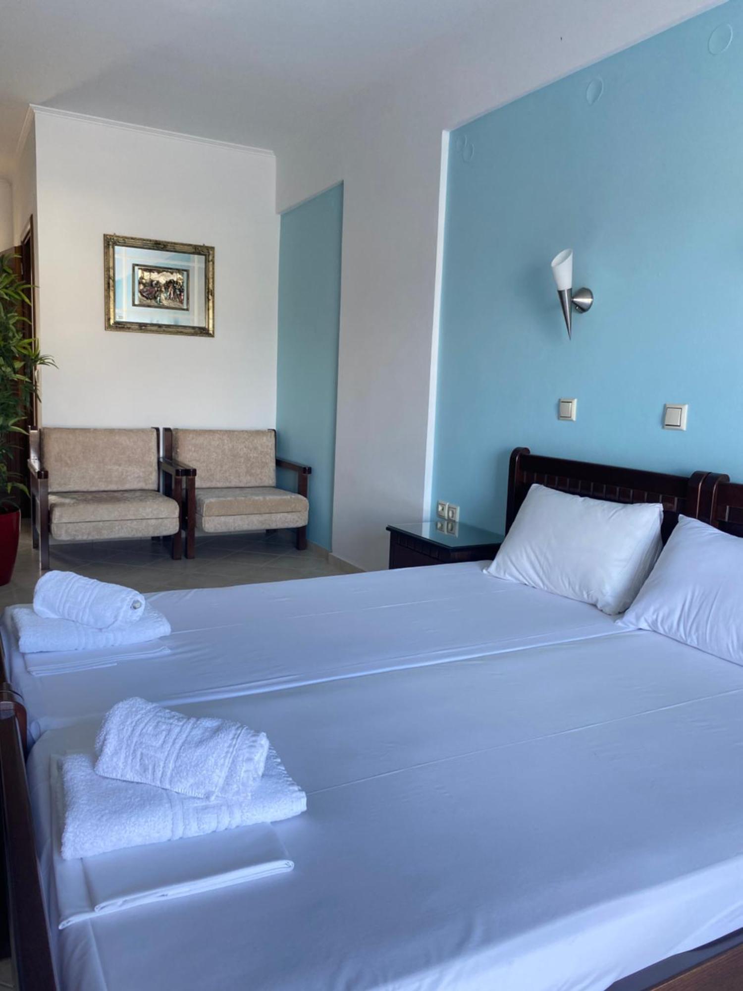 Hotel Alexandros Ammoudia Bagian luar foto