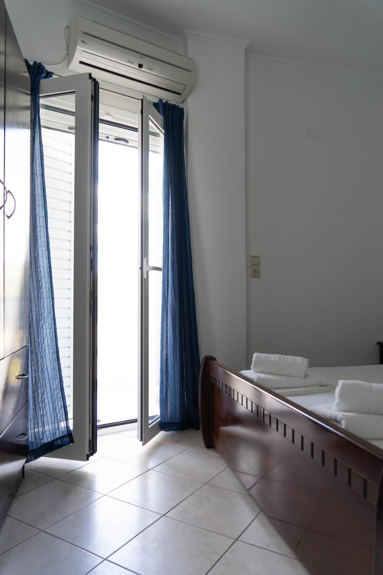 Hotel Alexandros Ammoudia Bagian luar foto