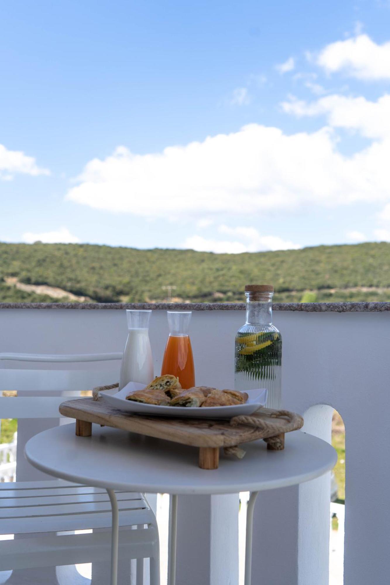 Hotel Alexandros Ammoudia Bagian luar foto
