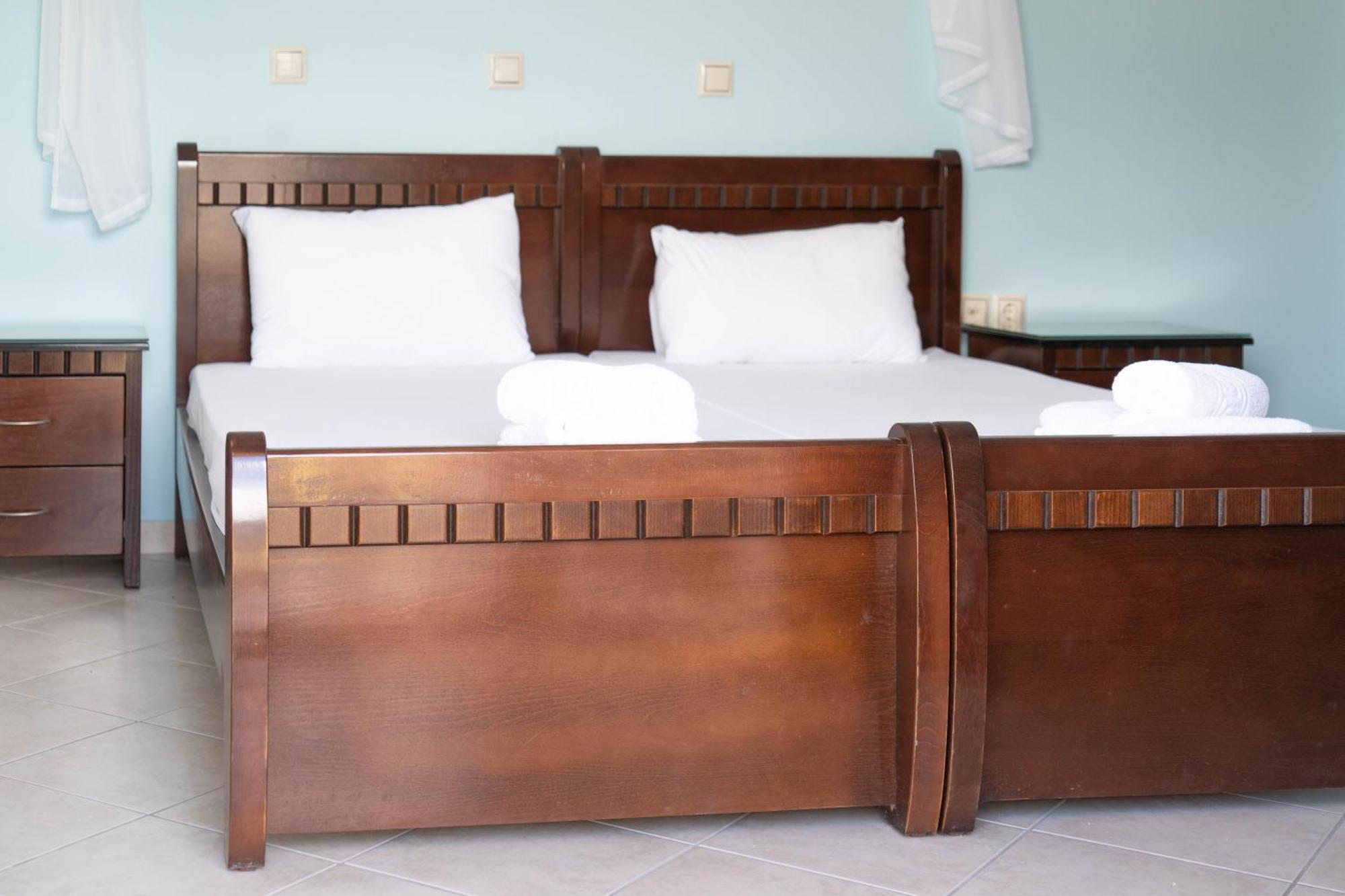 Hotel Alexandros Ammoudia Bagian luar foto