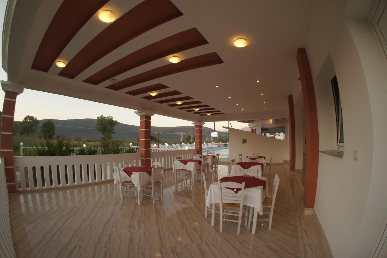 Hotel Alexandros Ammoudia Bagian luar foto